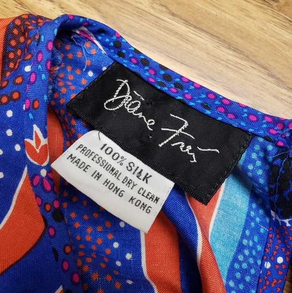 Diane Freis 100% silk blouse - Picture 6 of 6